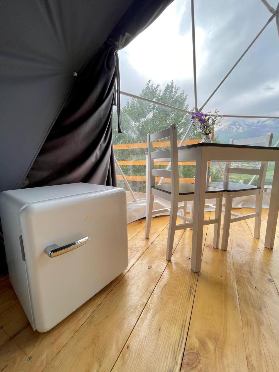 Elia Glamping Hotel Kazbegi Exterior foto